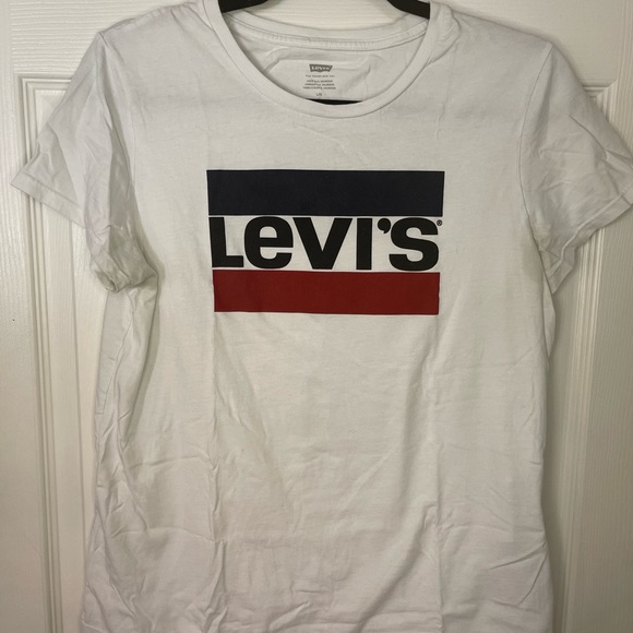 Levi’s Tshirt red white and blue - Picture 1 of 2